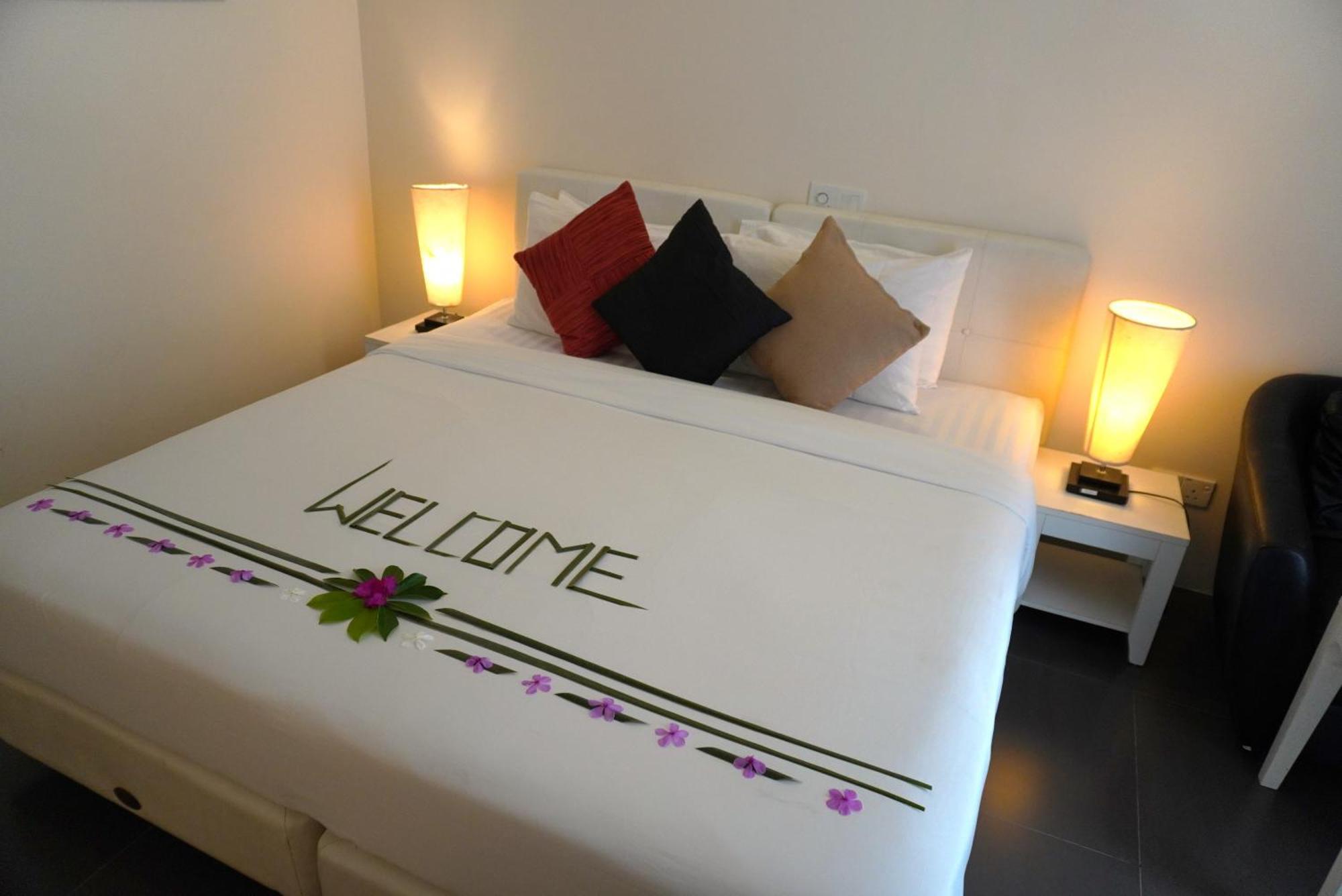 Tme Retreats Dhigurah Hotel Dhigurah  Bagian luar foto