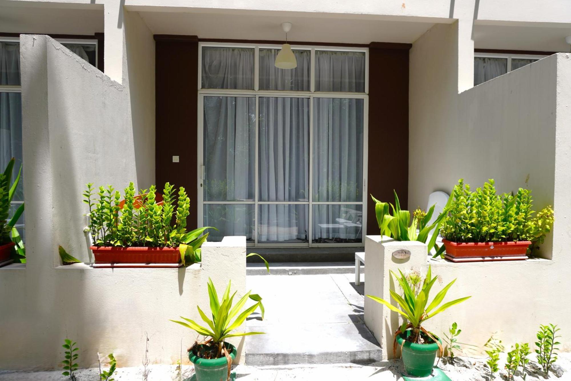 Tme Retreats Dhigurah Hotel Dhigurah  Bagian luar foto