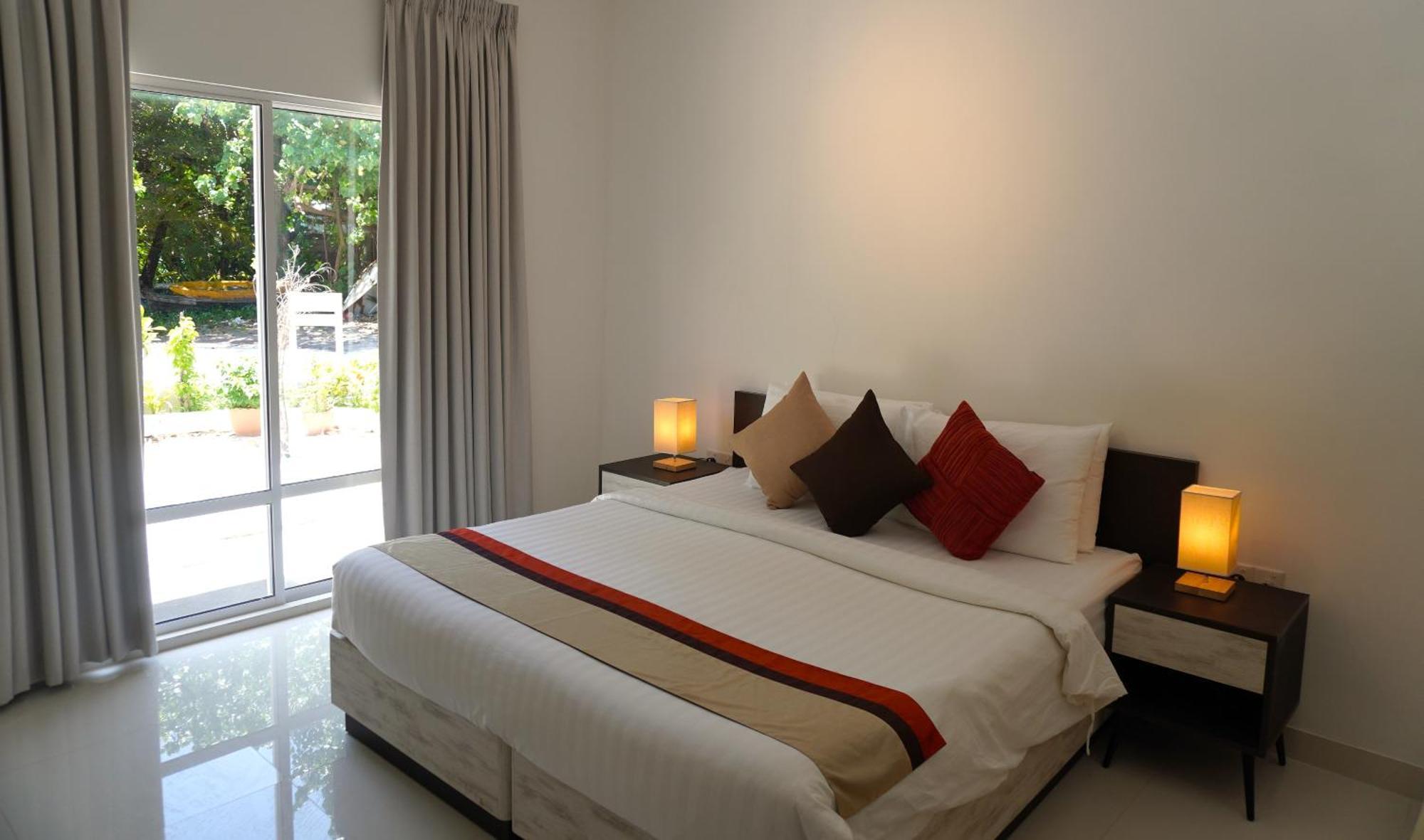 Tme Retreats Dhigurah Hotel Dhigurah  Bagian luar foto