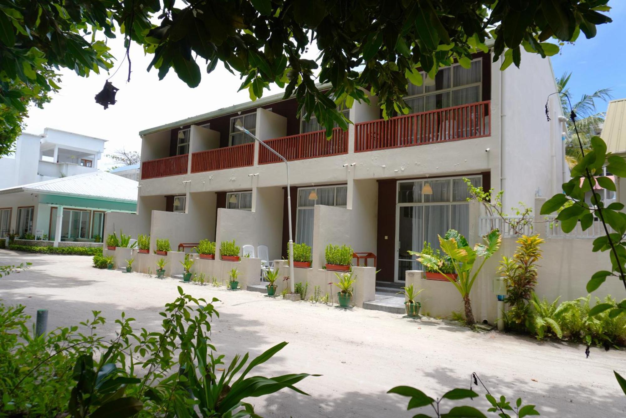 Tme Retreats Dhigurah Hotel Dhigurah  Bagian luar foto